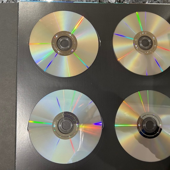 🎶Rare Vintage U2 20th Anniversary Achtung Baby DVD, Artwork and Book Collection - Picture 4 of 15